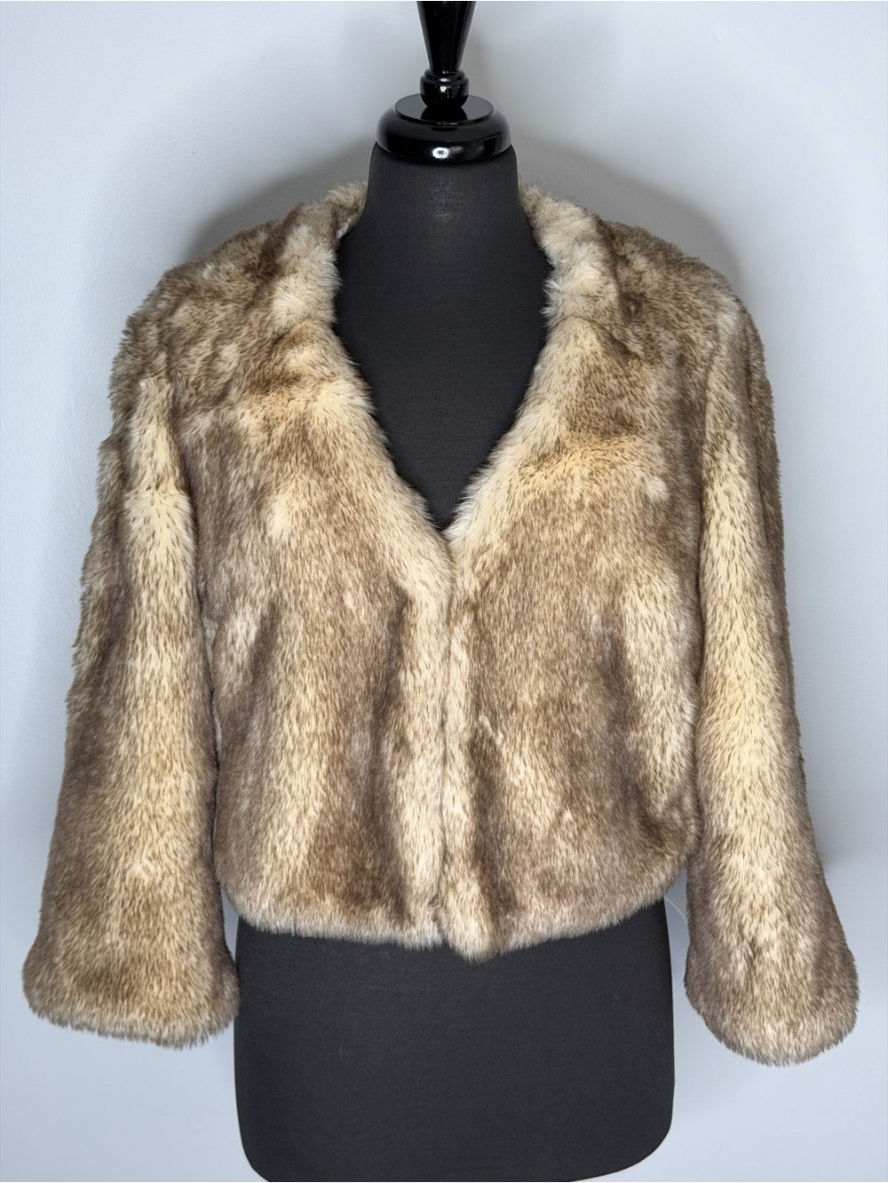 Vintage Anthropologie IDRA Faux Fur Cropped Jacket Coat Size 12 RN 66170